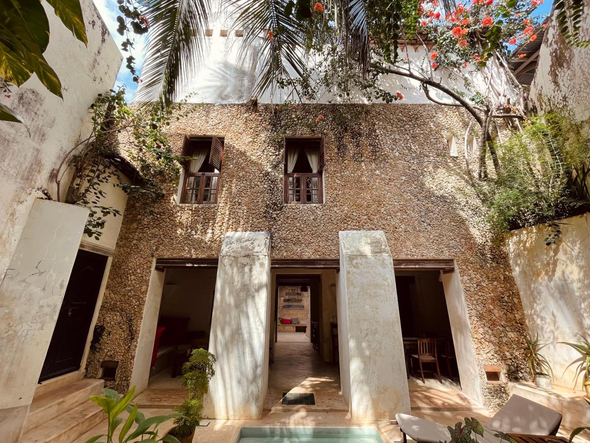 Authentic Swahili Style Villa Milele House 拉穆 外观 照片